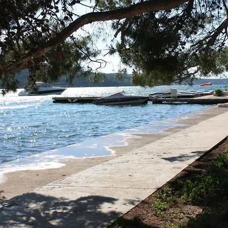 814c Apartment Tisno