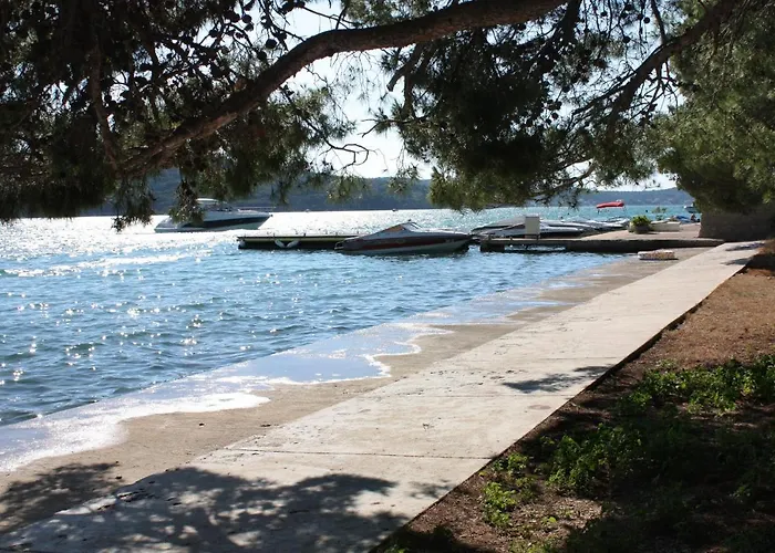 814c Apartment Tisno